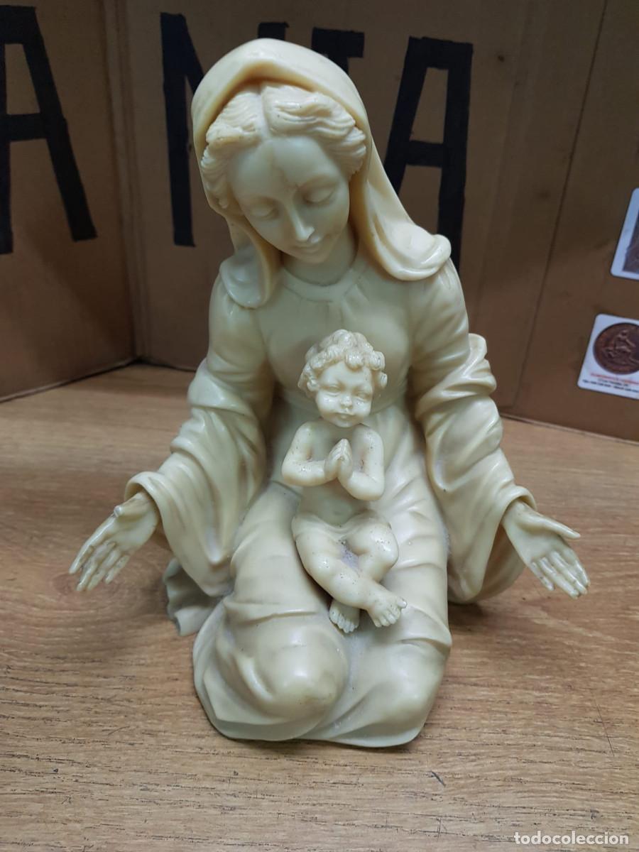 Arte: ESTATUA VIRGEN Y NI&Ntilde;O