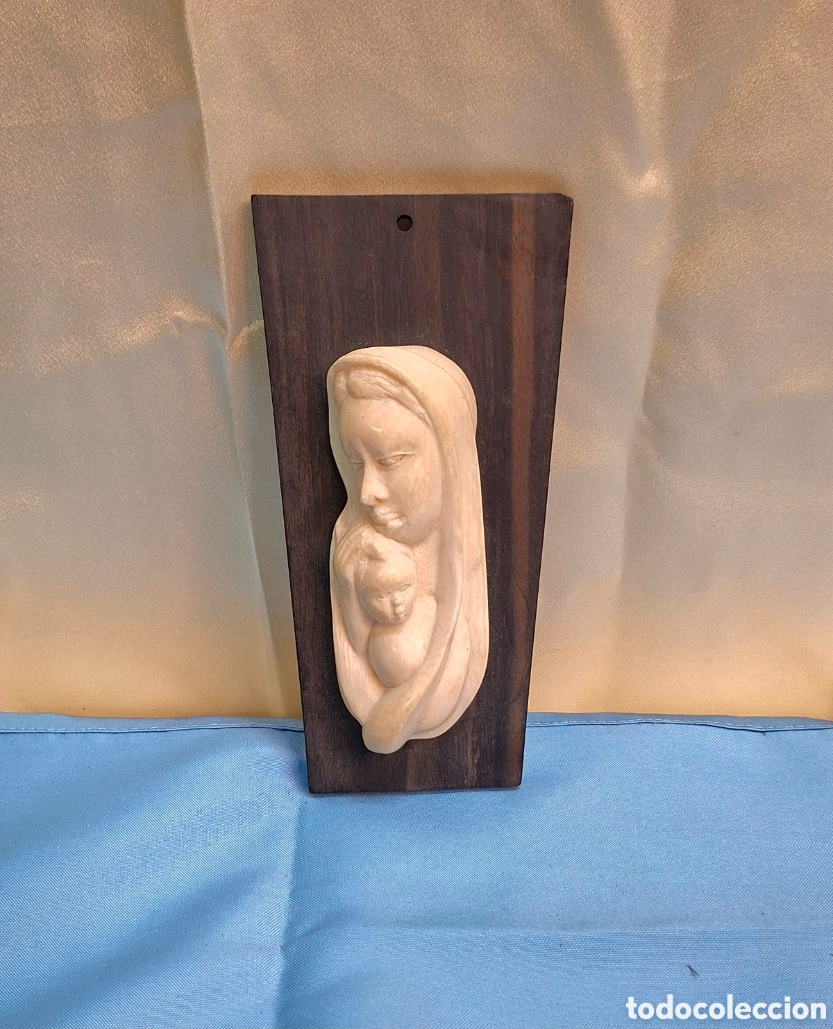 Arte: Virgen tallada a mano con base de &eacute;bano - Foto 1
