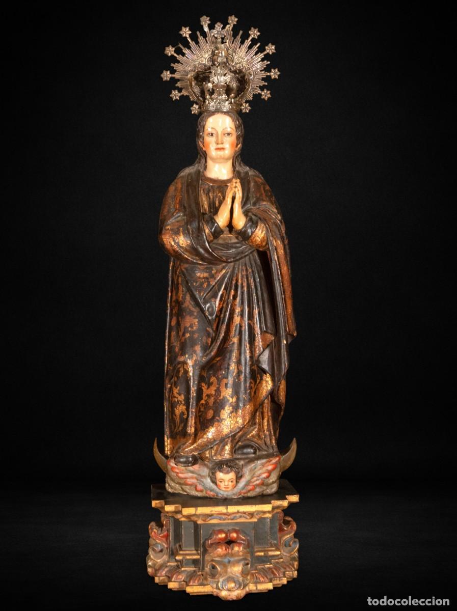 Arte: Importante Virgen Inmaculada colonial hispanoamericana, siglo XVII-XVIII, corona de plata
