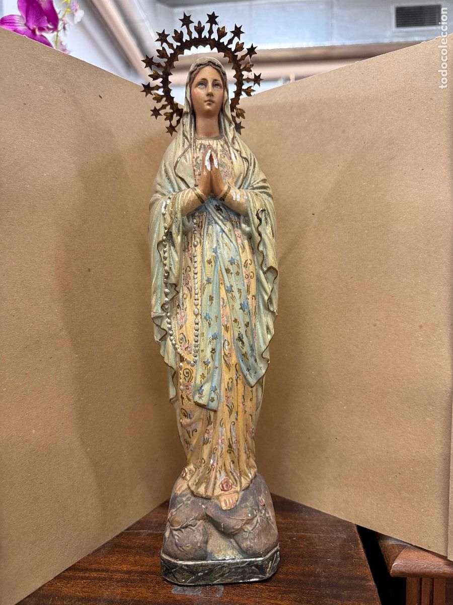 Arte: Magnifica VIRGEN DE LOURDES. En estuco policromado. Mide 35-37cms. Taller Corneille, Toulouse