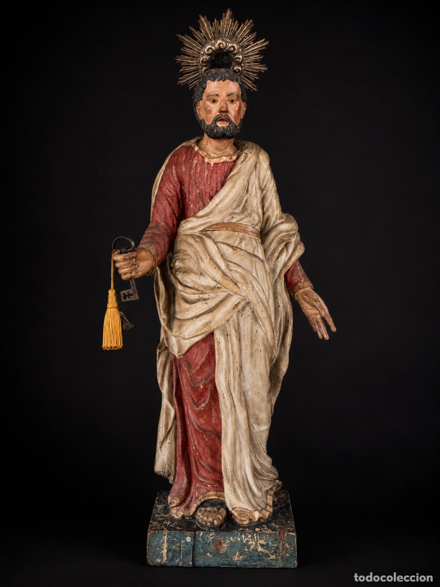 Arte: San Pedro Ap&oacute;stol en madera policromada con peana. Espa&ntilde;a, XVIII-XIX