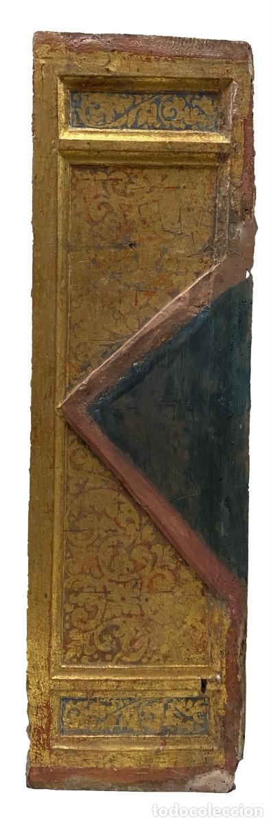 Arte: Antiguo retablo barroco espa&ntilde;ol, entrepa&ntilde;o, dorado al oro fino y estofado s. XVII. 95x25
