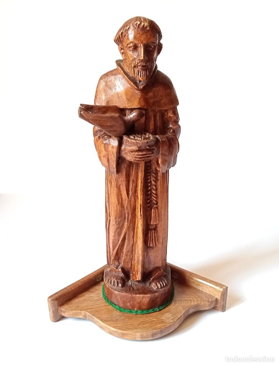 Kunst: SANTO de MADERA TALLADA con PEANA