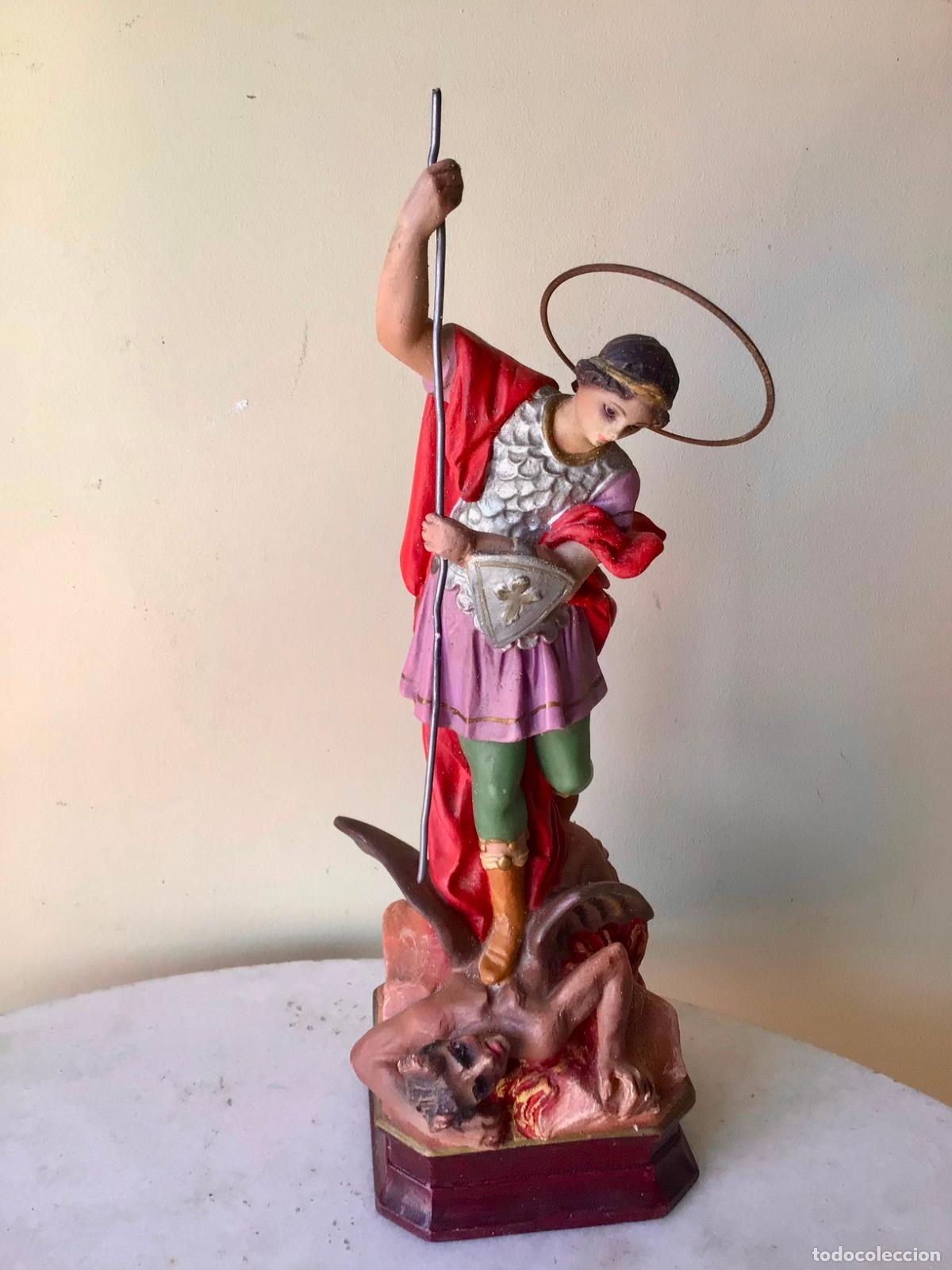 Art: ANTIGUO SAN MIGUEL CON LANZA Y EL DEMONIO A SUS PIES , DE OLOT