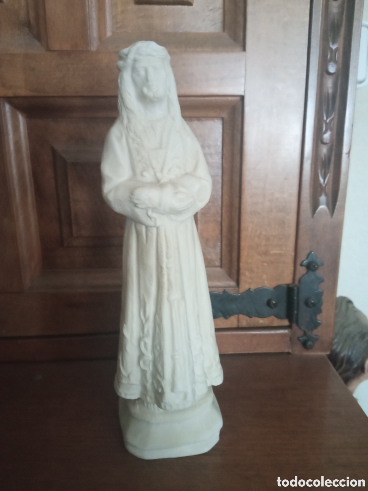 Art: Figura religiosa de 21 cm de altura, la de la foto que forman parte de la descripci&oacute;n del anuncio