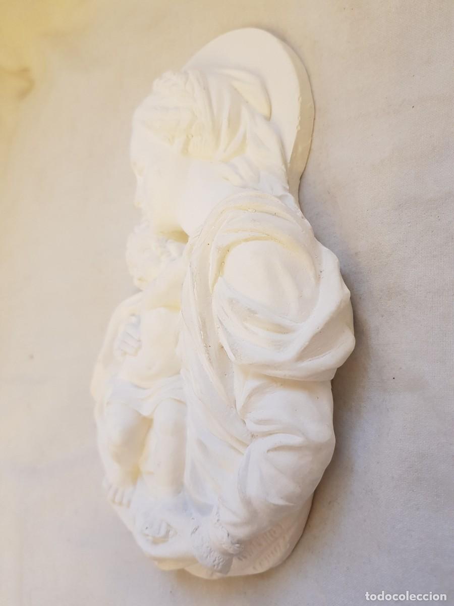 Arte: Virgen con Ni&ntilde;o de escayola - Foto 4