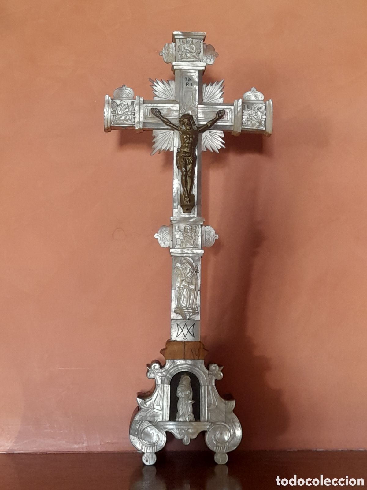 Arte: Cruz de Altar de Jerusalen , siglo XIX
