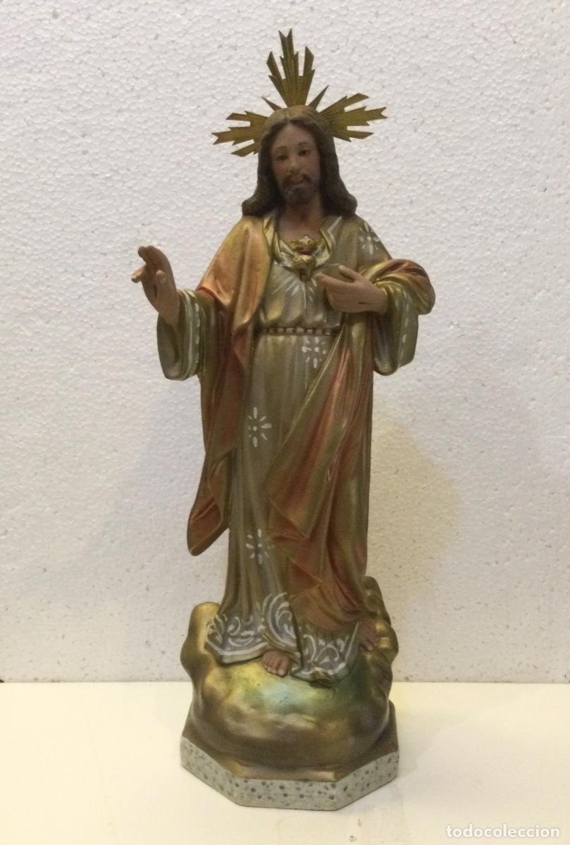 Arte: Sagrado Coraz&oacute;n de Jes&uacute;s. Ojos de cristal 35 cms. OLOT.