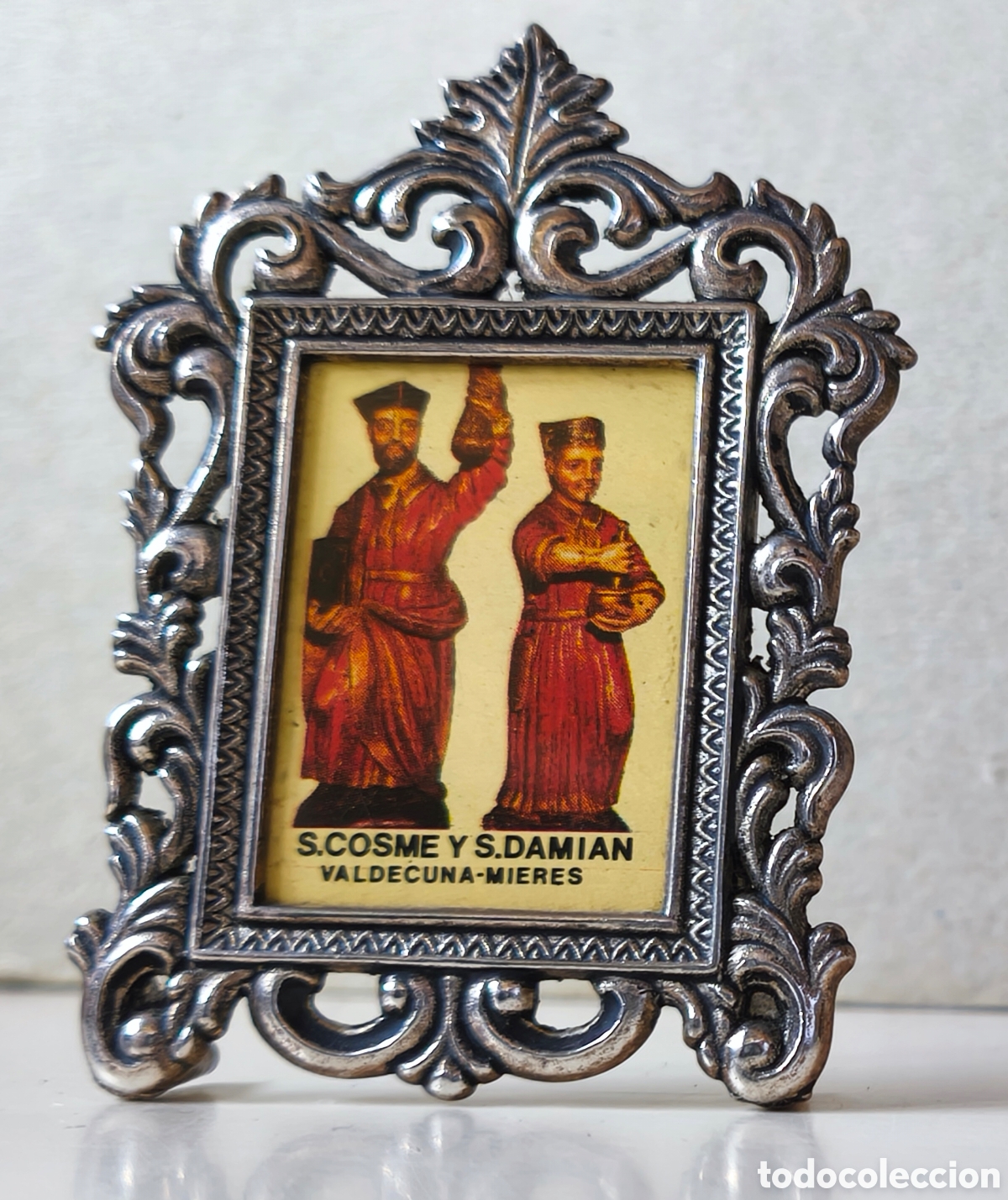Arte: recuerdo religioso dedicado a San Cosme y San Dami&aacute;n, originario de Valdecuna-Mieres.