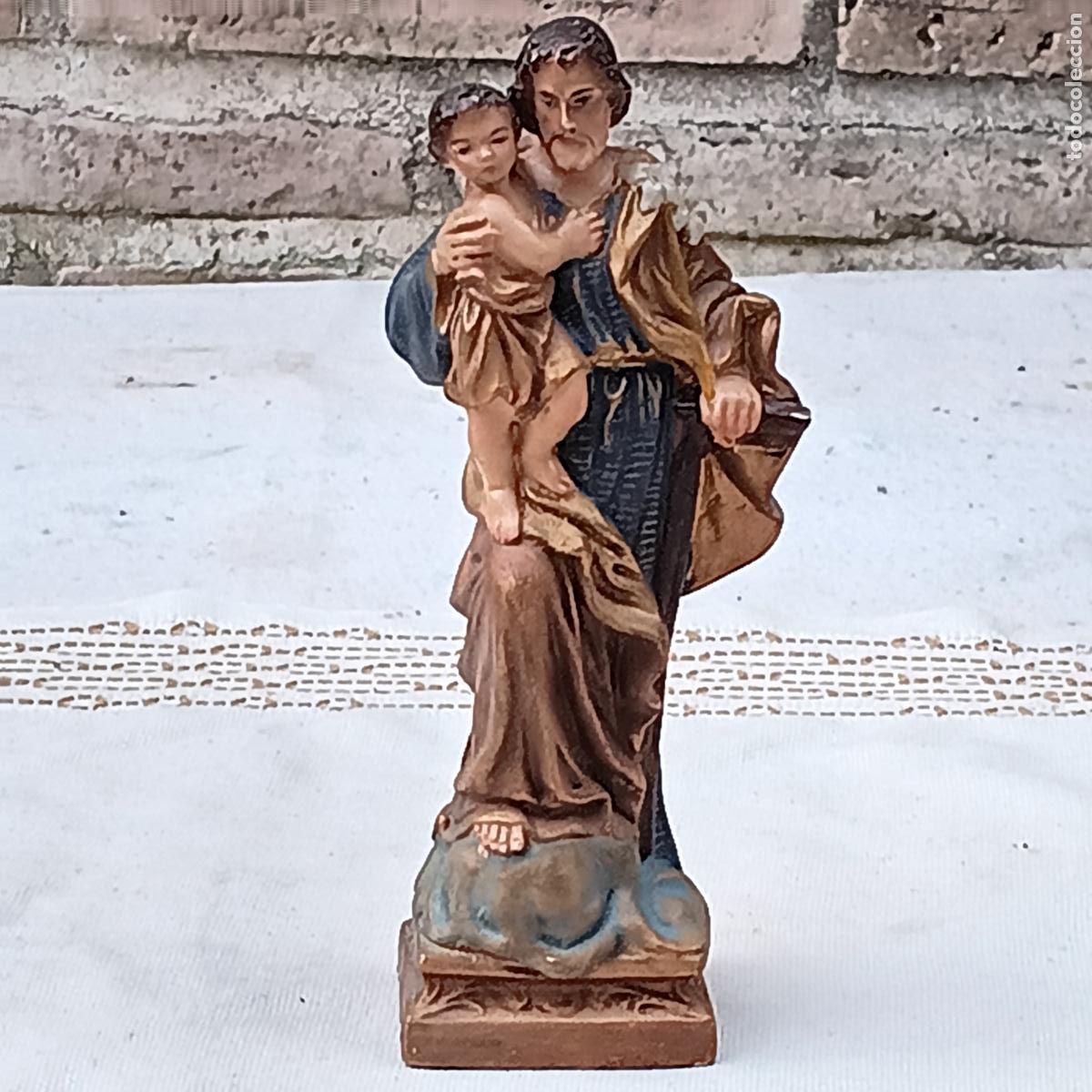 Art: ESCULTURA DE SAN JOSE CON EL NI&Ntilde;O EN ESTUCO.