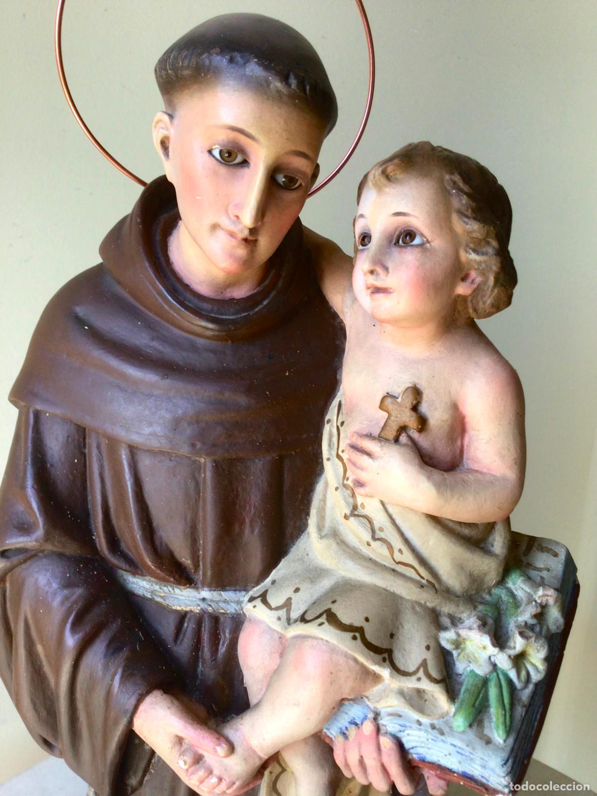 Arte: ANTIGUA Y GRAN ESCULTURA DE OLOT , SAN ANTONIO CON EL NI&Ntilde;O JESUS , OJOS DE VIDRIO Y SELLO DE OLOT