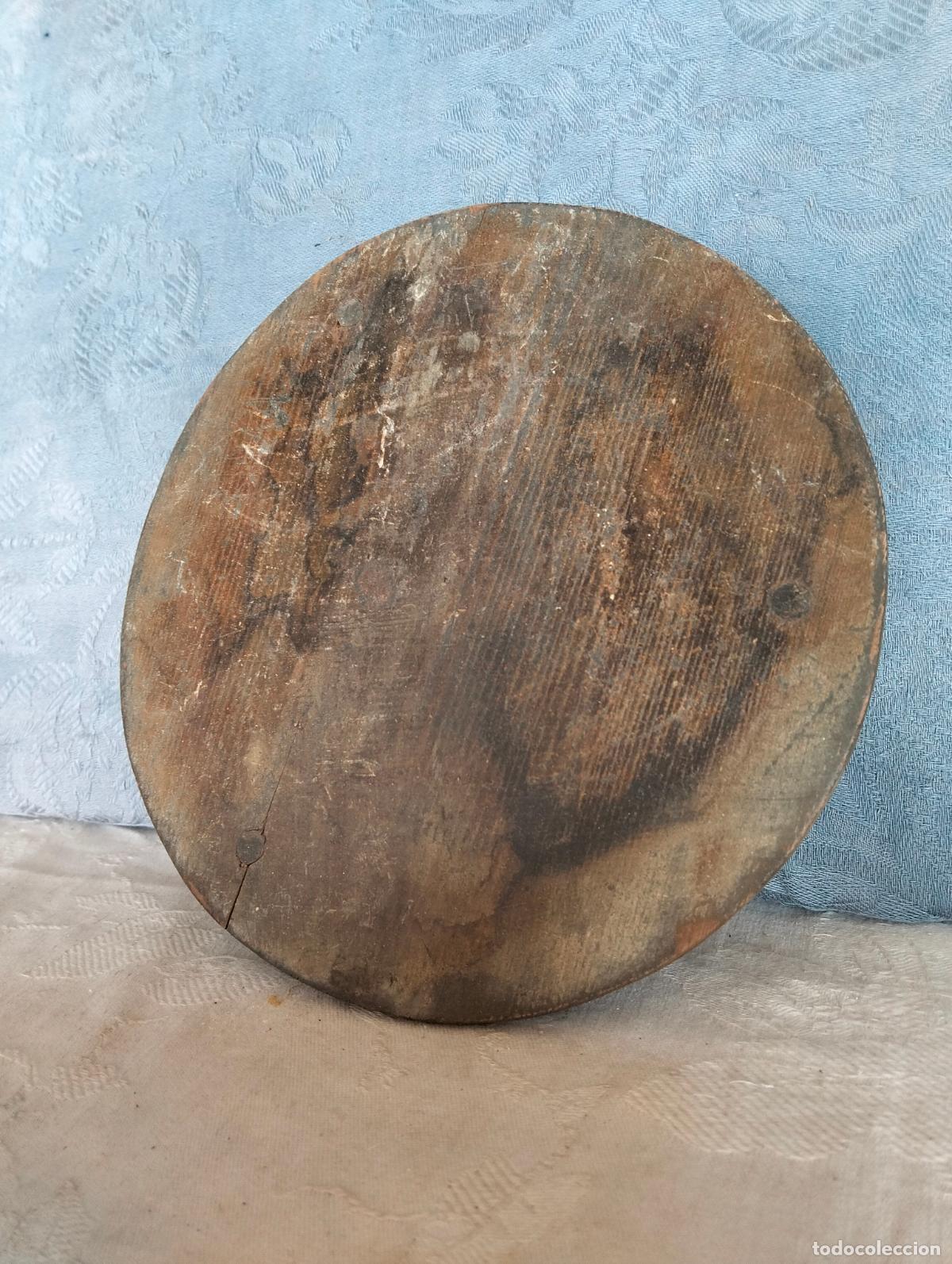 Arte: Soporte peana de madera 3 patas torneadas antigua para figura talla c&uacute;pula o decoraci&oacute;n 19cm S.XIX