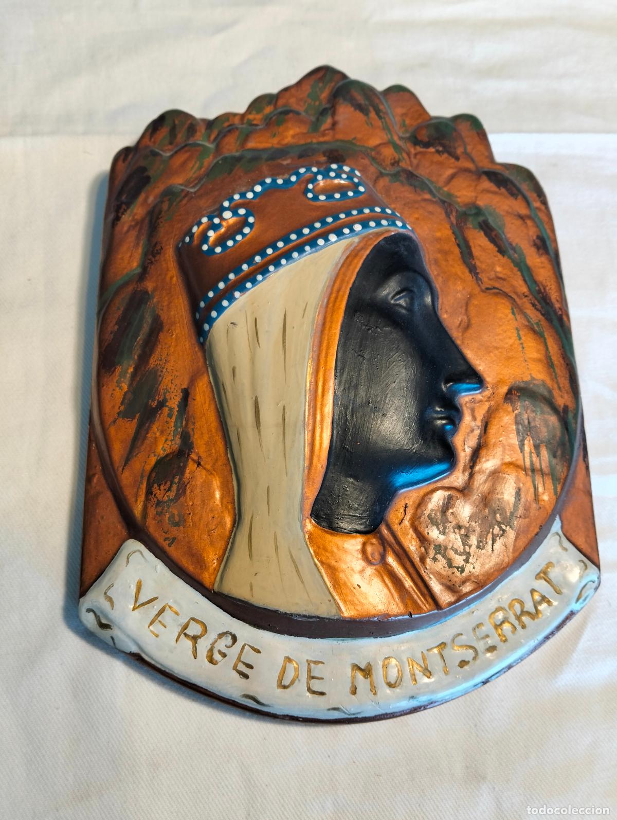 Art: Figura escultura de pared decorativa estuco Verge de Montserrat virgen moreneta Bages a&ntilde;os 60