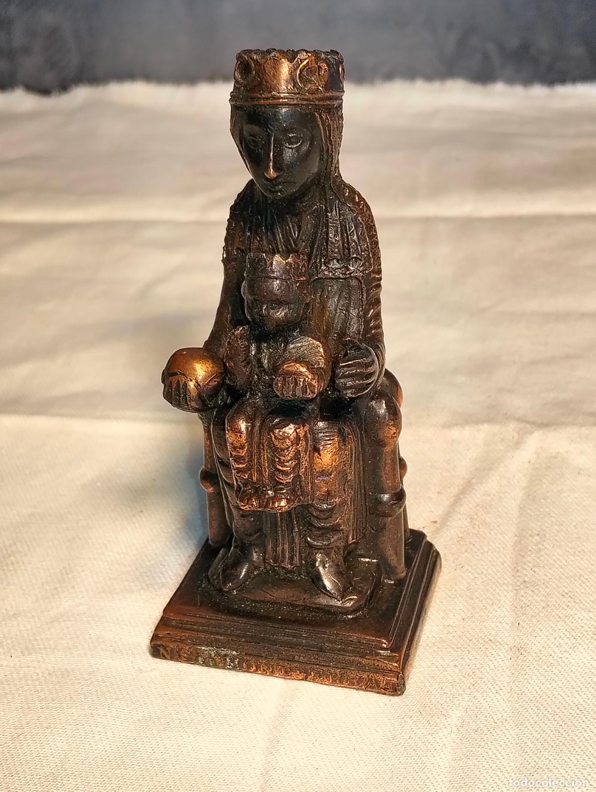 Kunst: Figura escultura peque&ntilde;a de la Virgen Mar&iacute;a Verge de Montserrat moreneta con el ni&ntilde;o jes&uacute;s de plomo