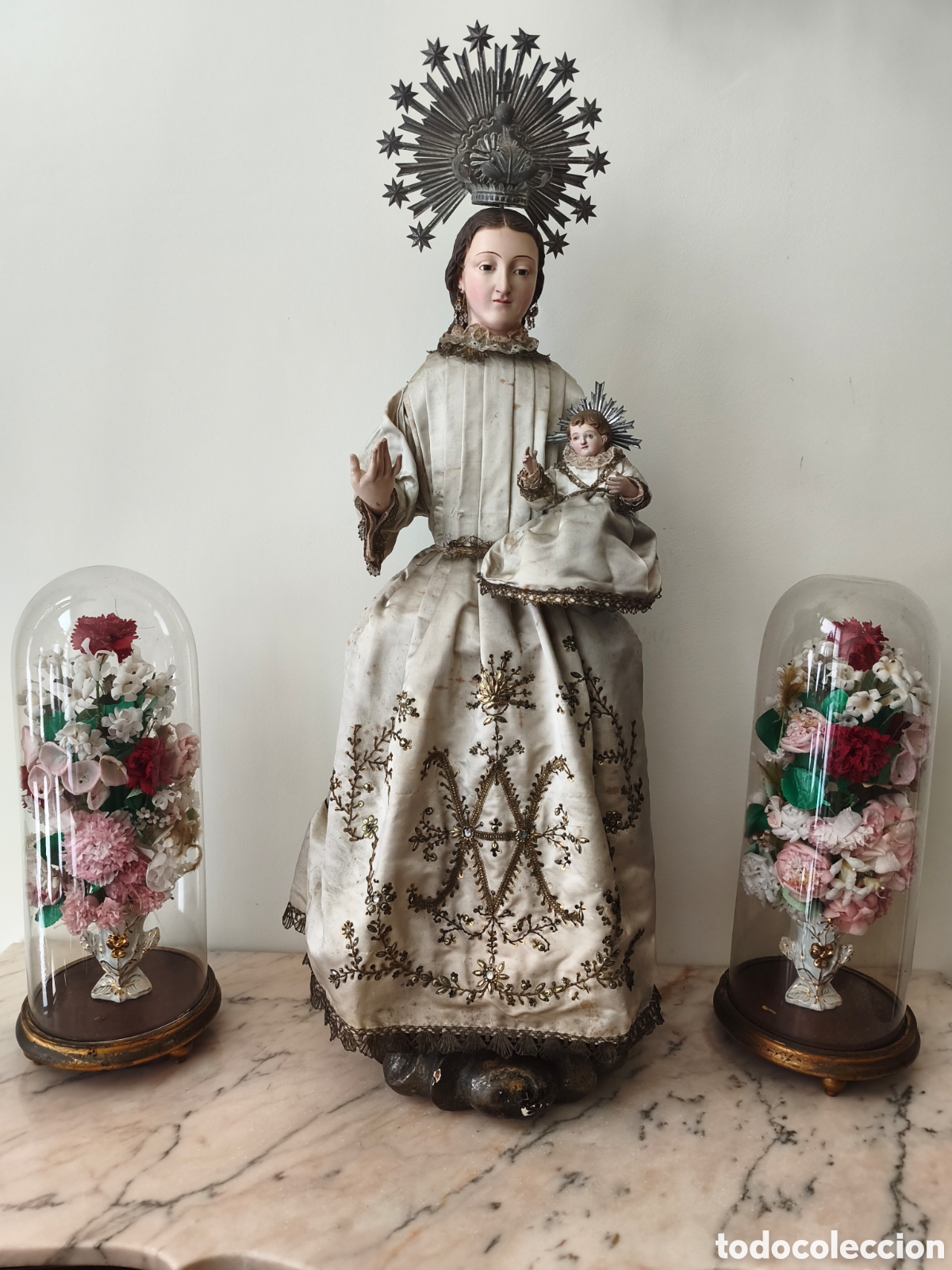 Arte: Virgen con ni&ntilde;o de vestir , cap i pota del siglo XIX