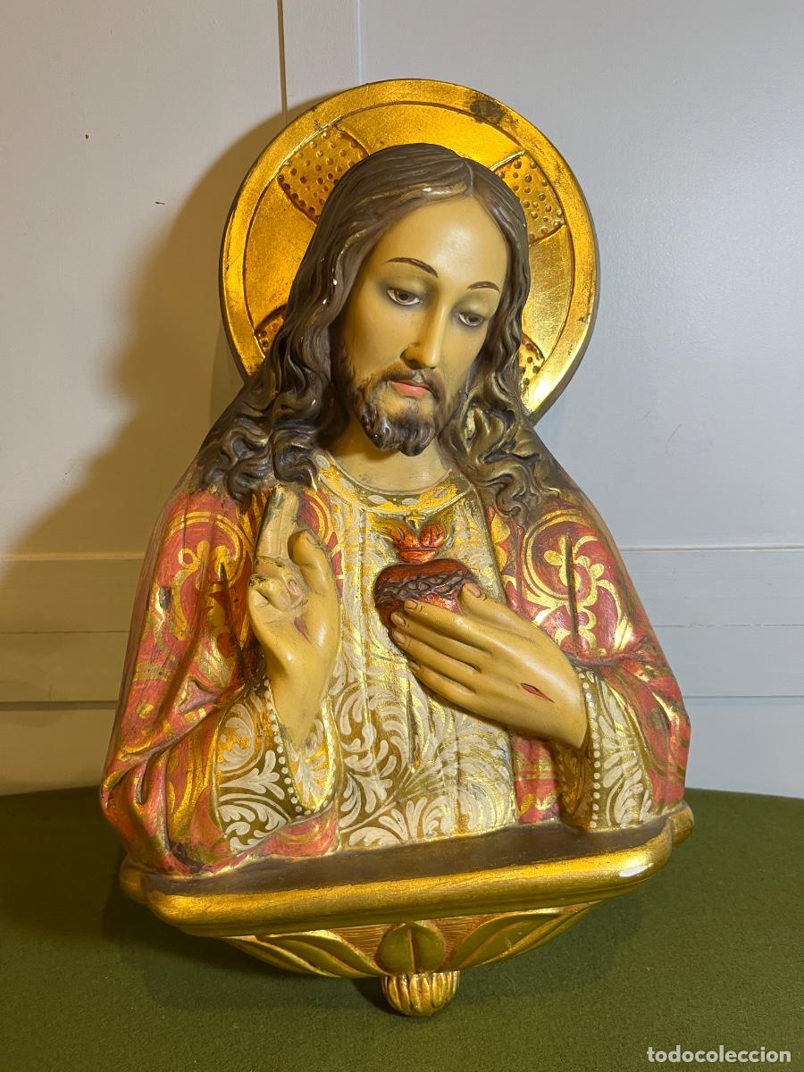 Arte: Sagrado Coraz&oacute;n de Jes&uacute;s de pared con m&eacute;nsula policromado y dorado relieve religioso devocional esti