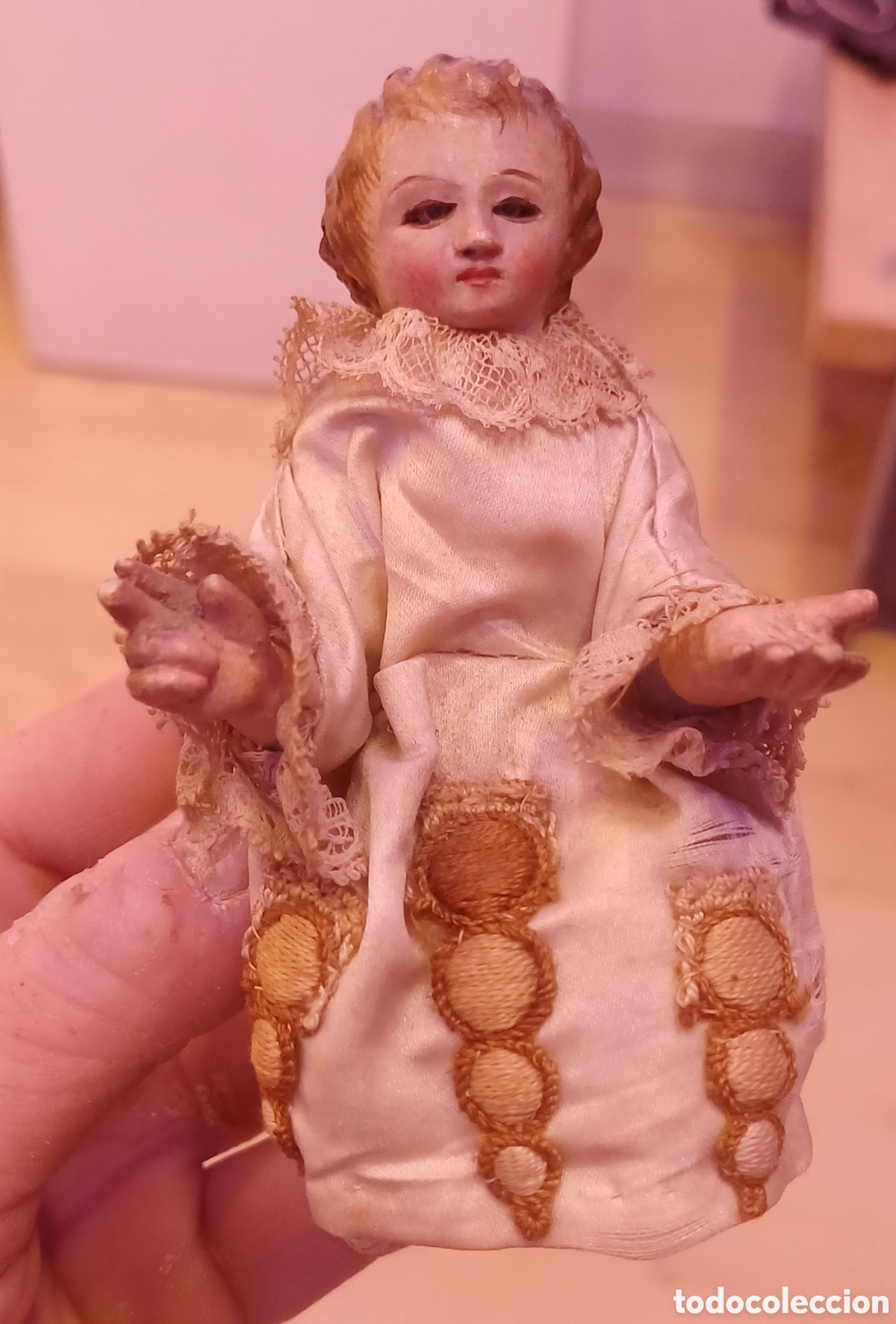 Arte: NI&Ntilde;O JESUS CAP I POTA 12 CM