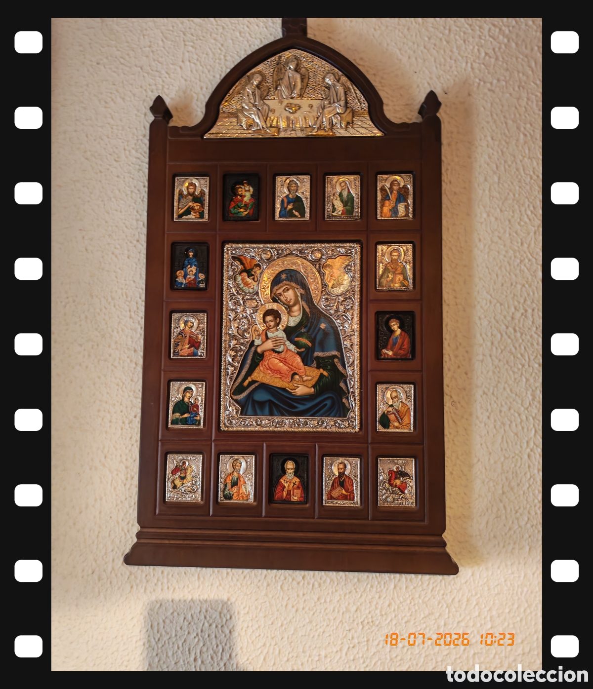 Art: Retablo religioso. Madera maciza y plata