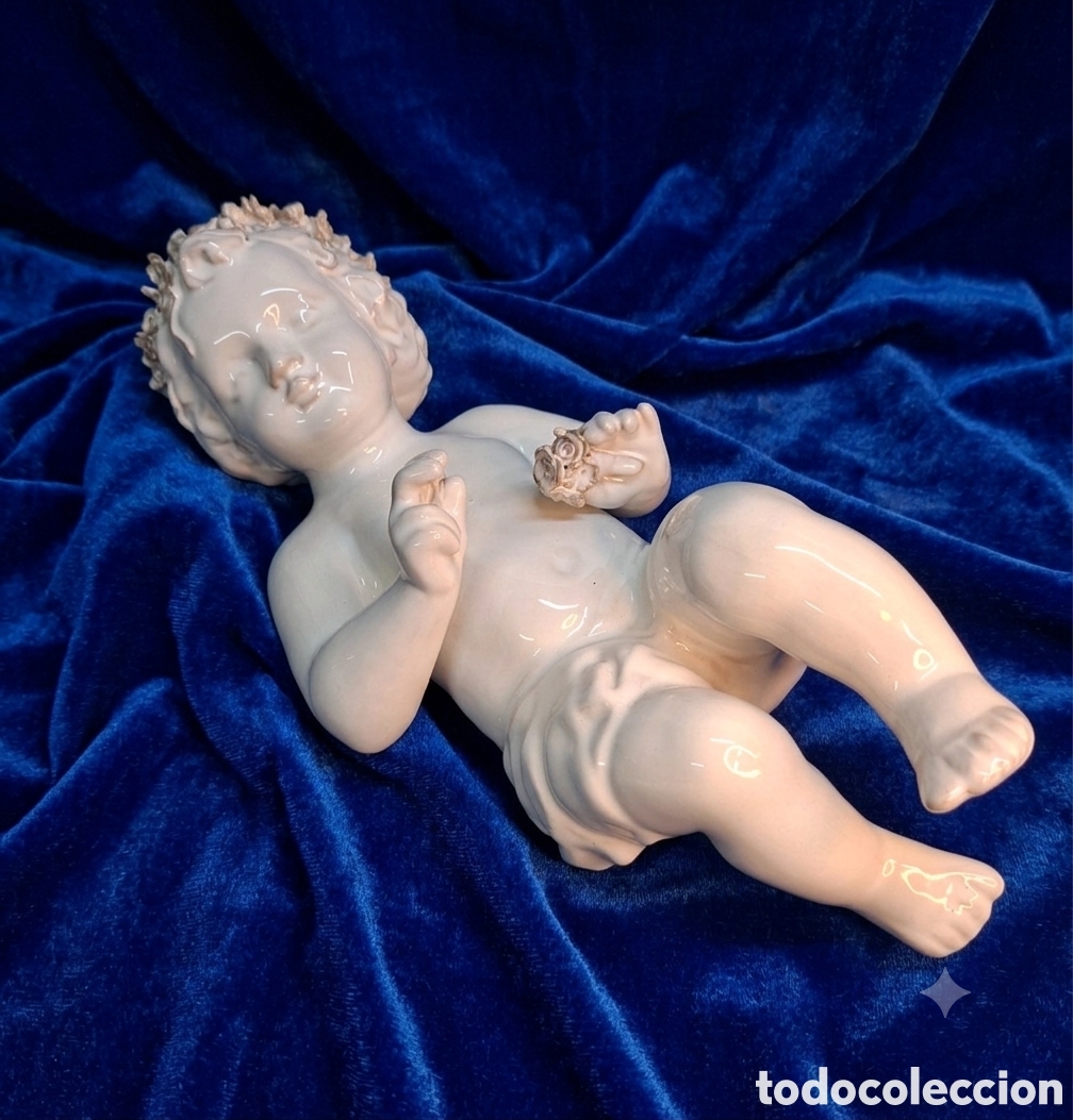 Arte: Ni&ntilde;o Jes&uacute;s de porcelana del Siglo XX