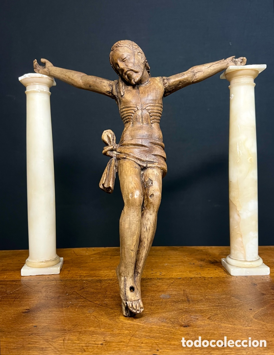 Arte: Cristo de madera, S.XVII o anterior