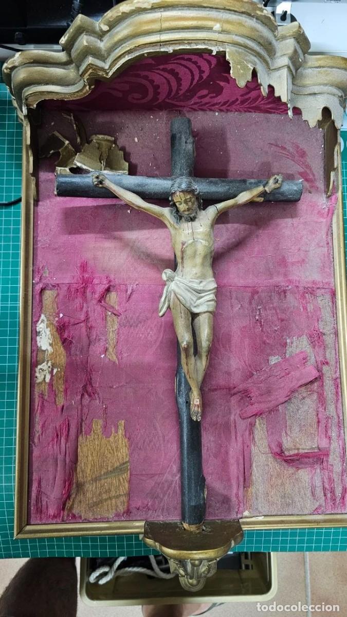 Arte: Cristo Crucificado de terracota del S.XVIII