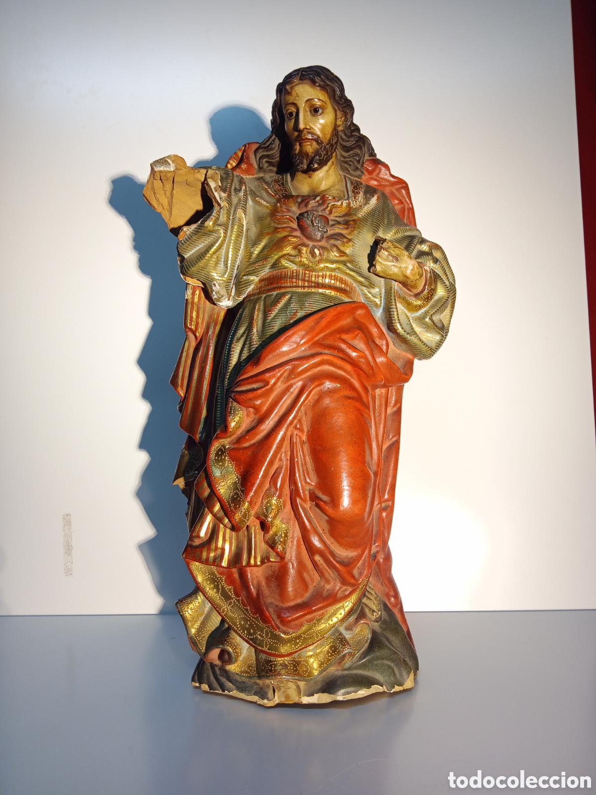 Arte: ESPECTACULAR SAGRADO CORAZ&Oacute;N DE JES&Uacute;S - C. 1920 - ESTILO OLOT - 41 CM - OJOS DE CRISTAL
