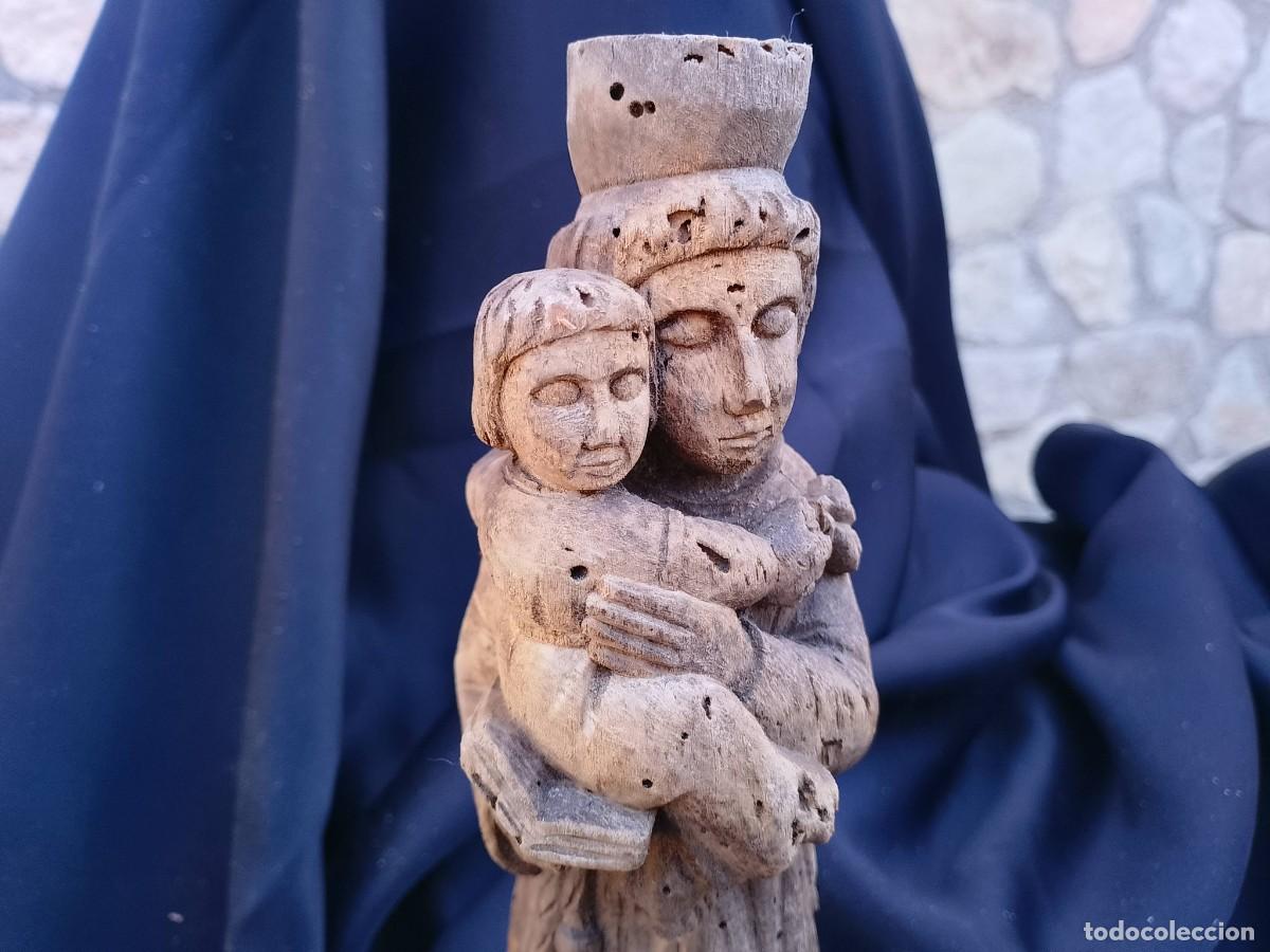 Arte: Antigua talla artesanal madera Virgen con ni&ntilde;o