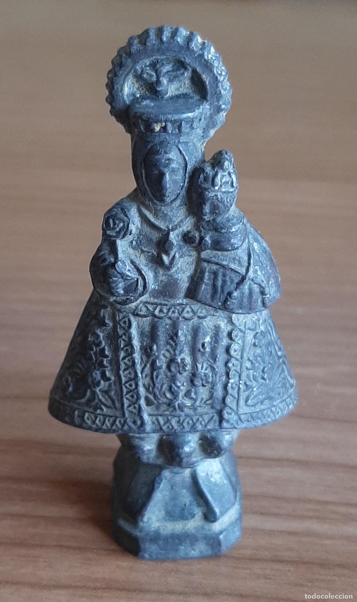 Arte: ANTIGUA VIRGEN DE COVADONGA EN METAL ASTURIAS