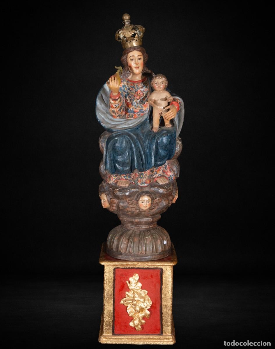 Arte: Virgen con Ni&ntilde;o entronizada en madera policromada. Escuela colonial S. XVIII