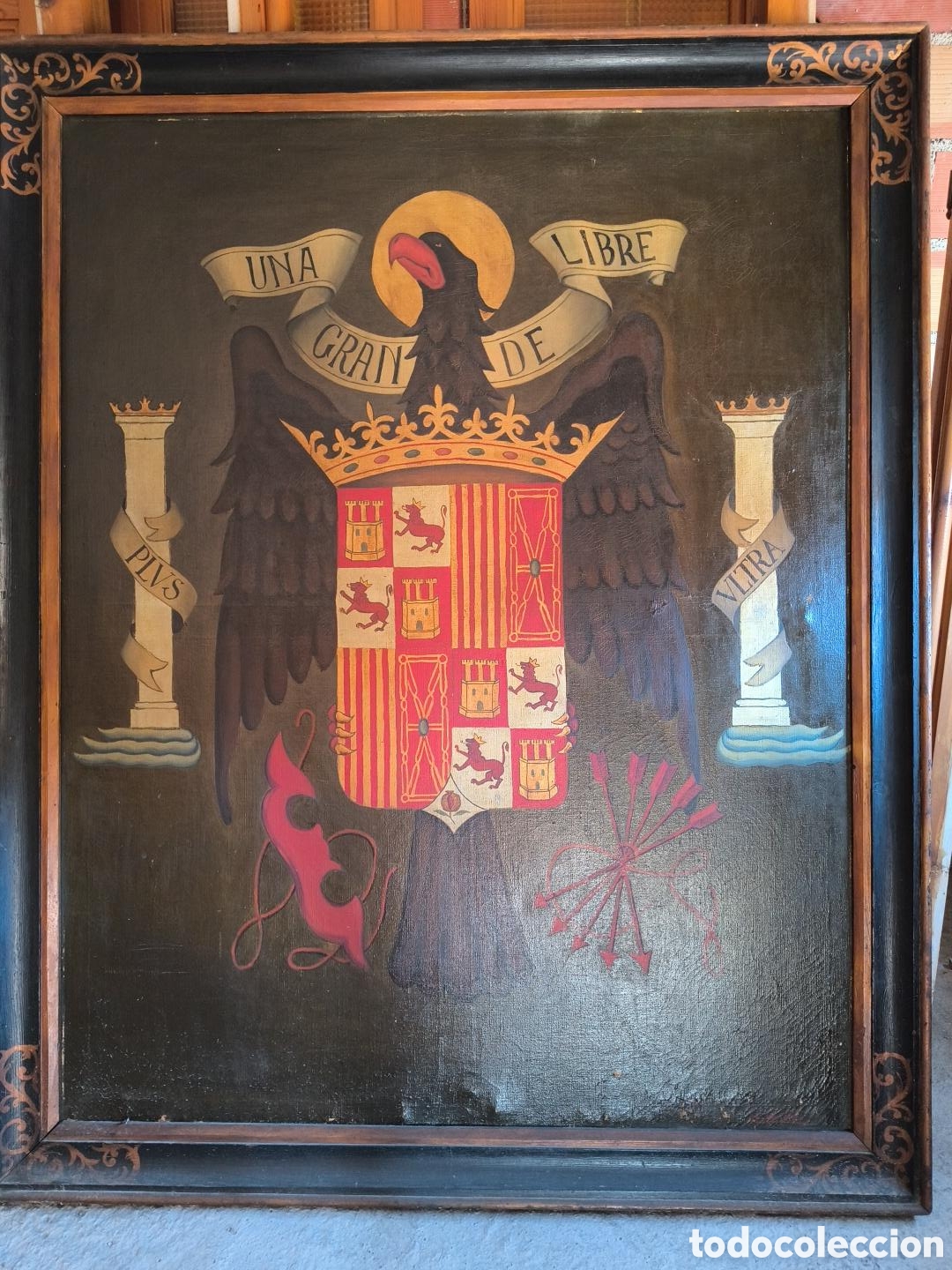 Arte: GRAN &Oacute;LEO ORIGINAL DEL ESCUDO DE ESPA&Ntilde;A (1945-1977) &middot; 150 cm &middot; Firmado N. M&ordf; L&oacute;pez &middot; Granada