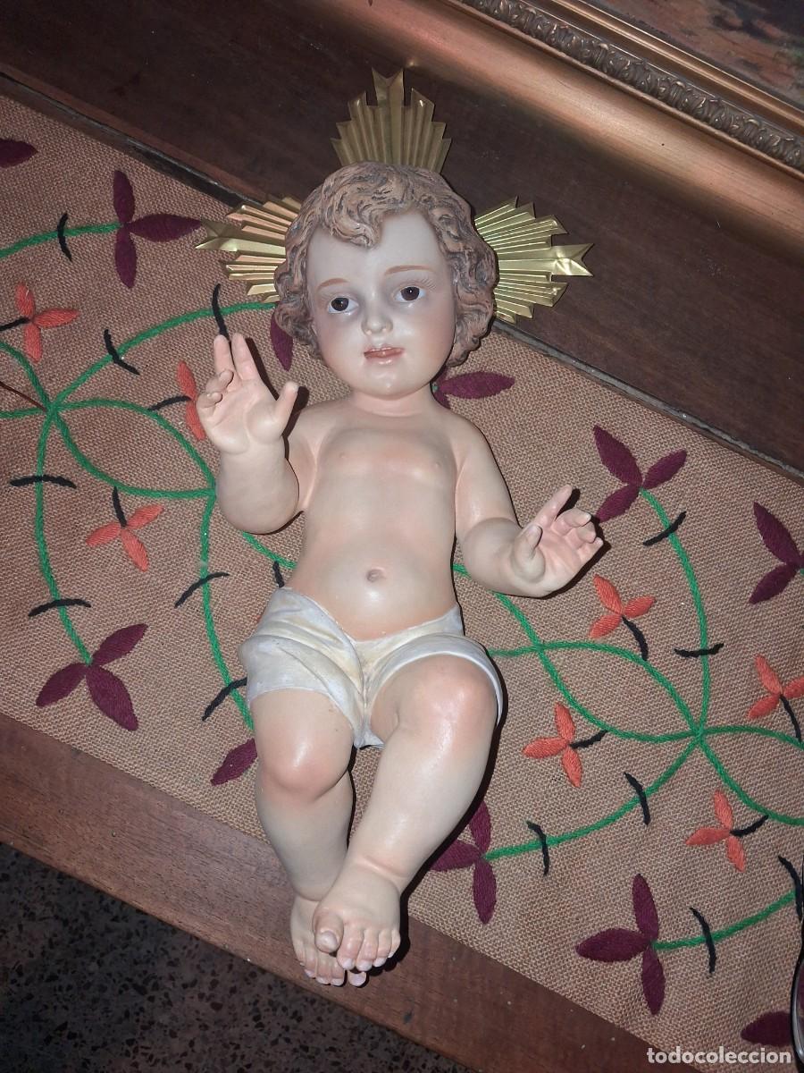 Arte: Ni&ntilde;o Jesus en yeso de Olot