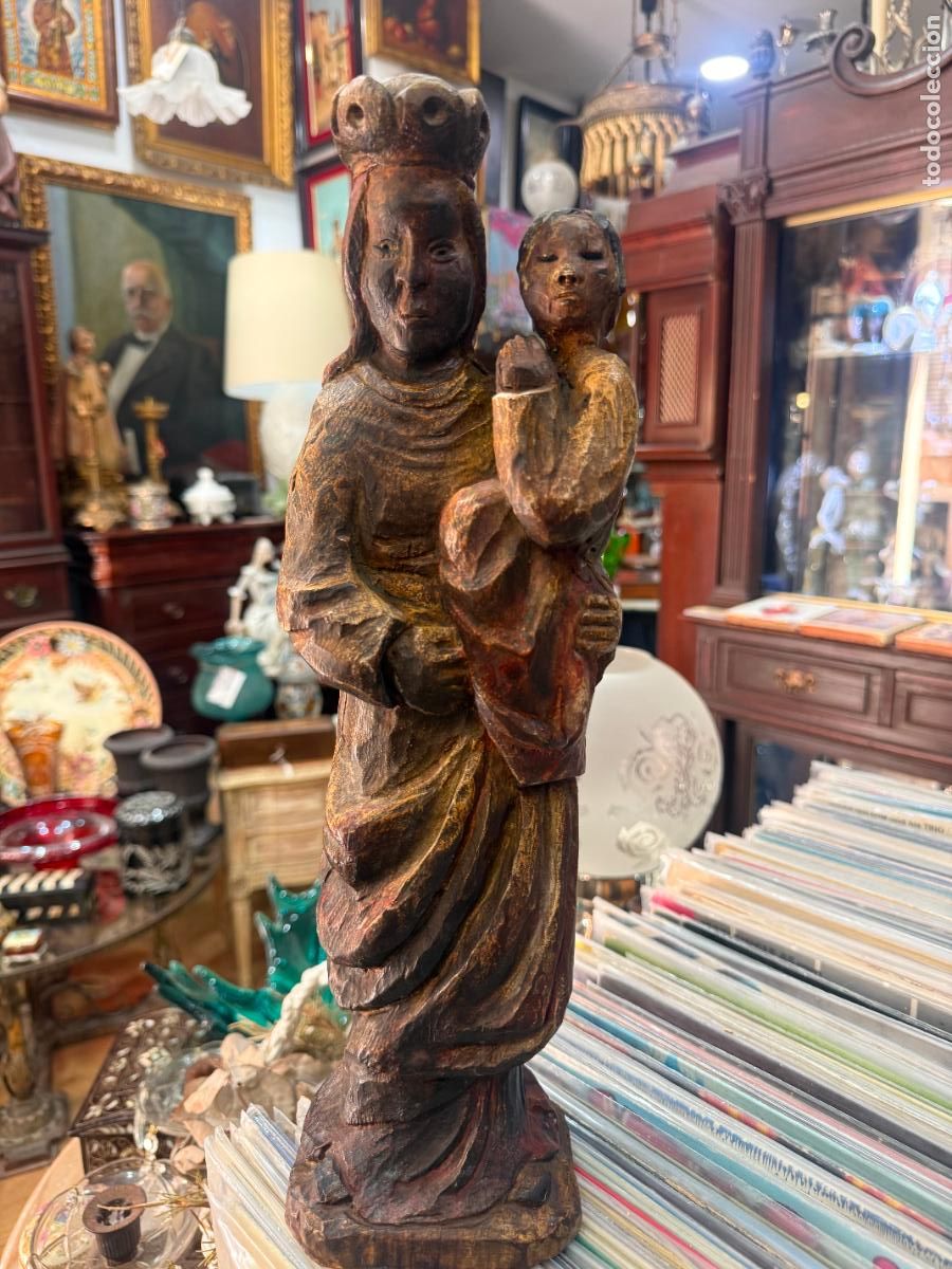 Arte: ANTIGUA VIRGEN DEL ROSARIO TALLA DE MADERA ESTILO GOTICO - MEDIDA 41 CM - RELIGIOSO