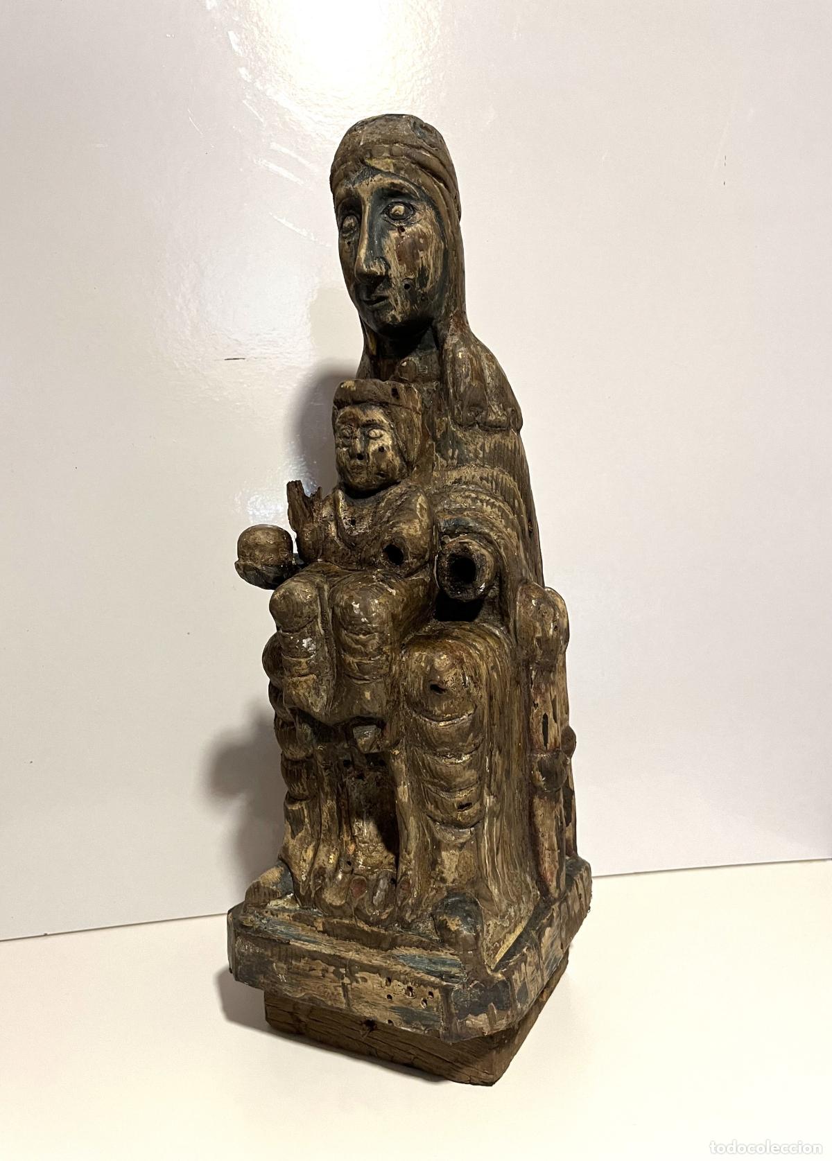Arte: Virgen sedente, relicario, escuela catalana. Alta &eacute;poca.
