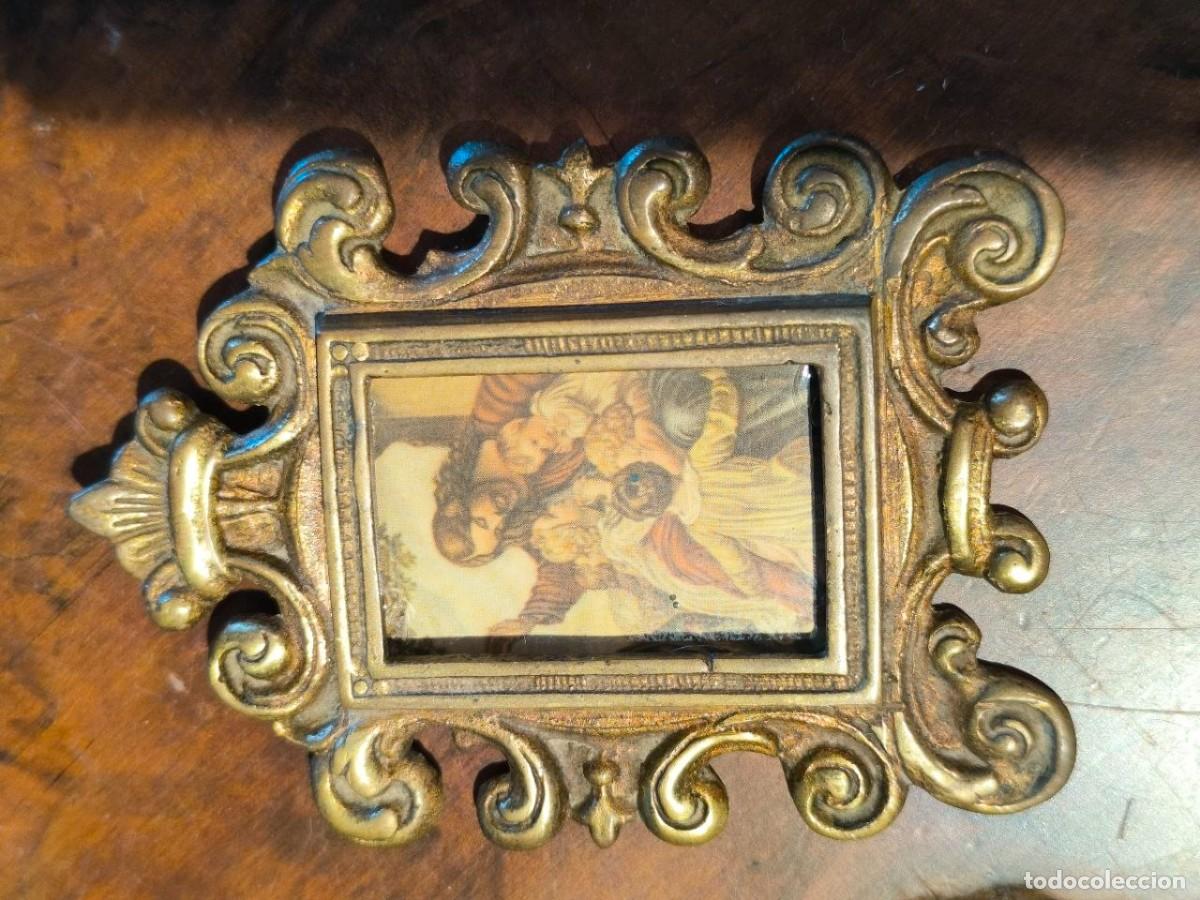 Arte: ANTIGUO PEQUE&Ntilde;O MARCO DE BRONCE, CON IMAGEN DE JESUS CON NI&Ntilde;OS 7,5X10,5 CM