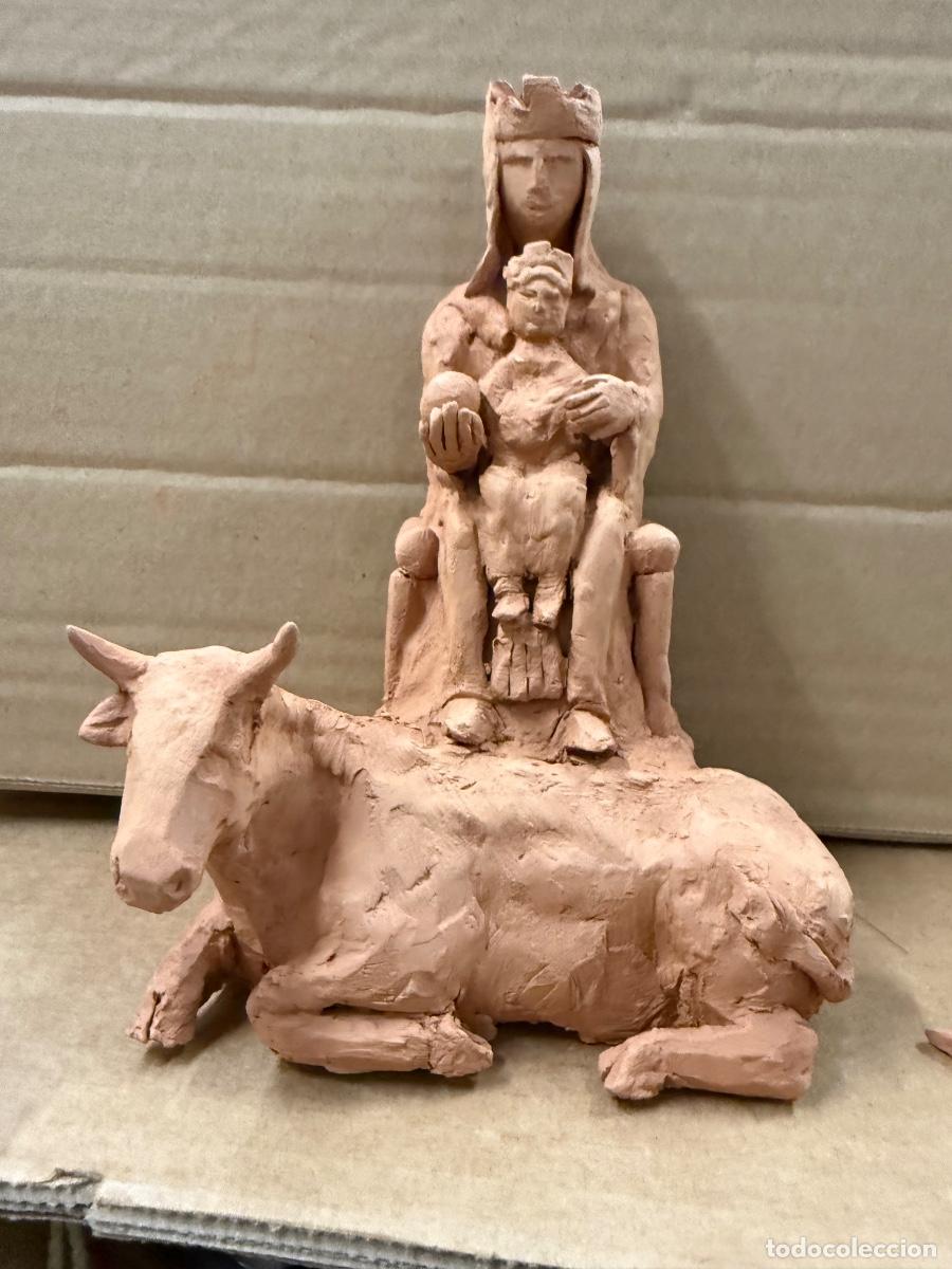 Arte: Curiosa VIRGEN DEL TURA. Verge. En barro. 17cms altura. Olot. Pieza unica