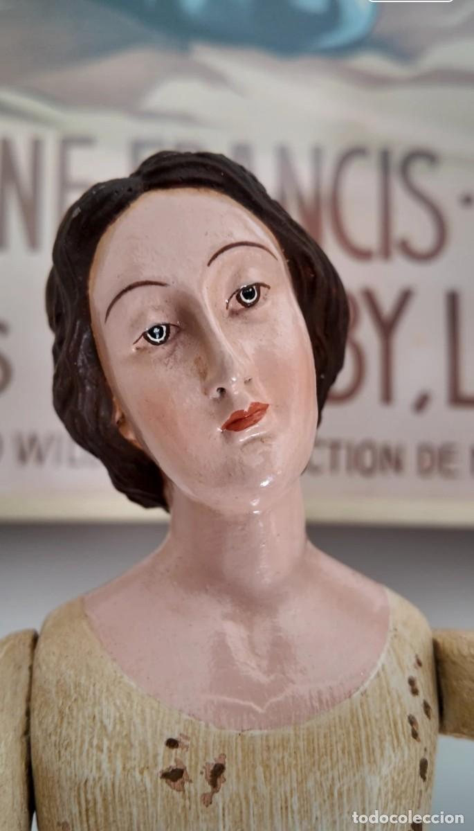 Arte: Antigua Virgen Inmaculada Cap I Pota del S. XIX en madera.