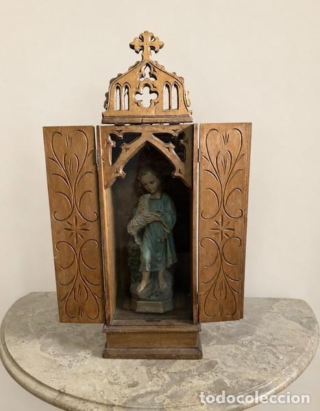 Arte: CAPILLA PETITORIA CON IMAGEN DEL NI&Ntilde;O JES&Uacute;S PASTOR , CON CORDERO - S. XIX