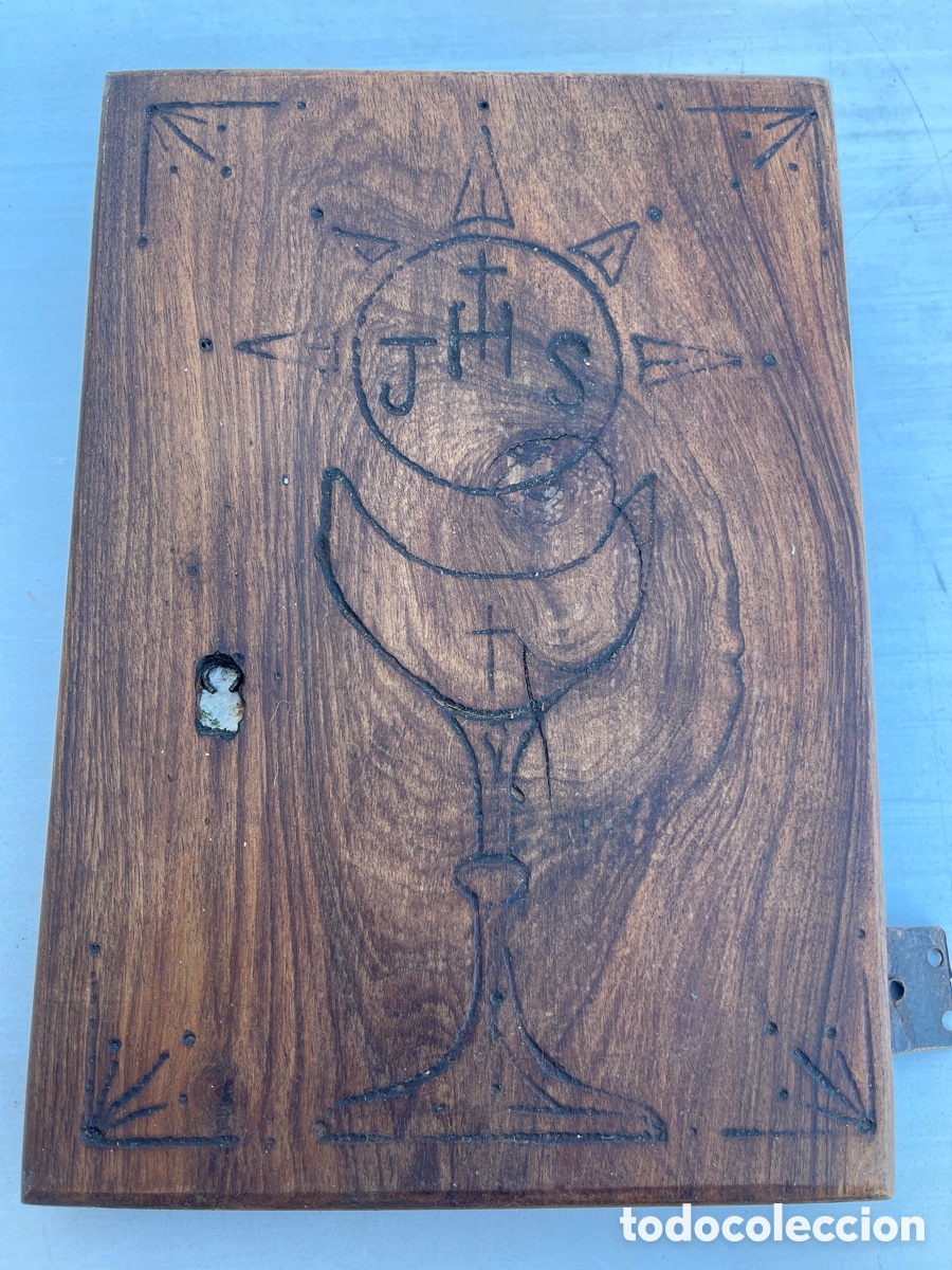 Arte: Puerta de sagrario con herrajes y bisagras