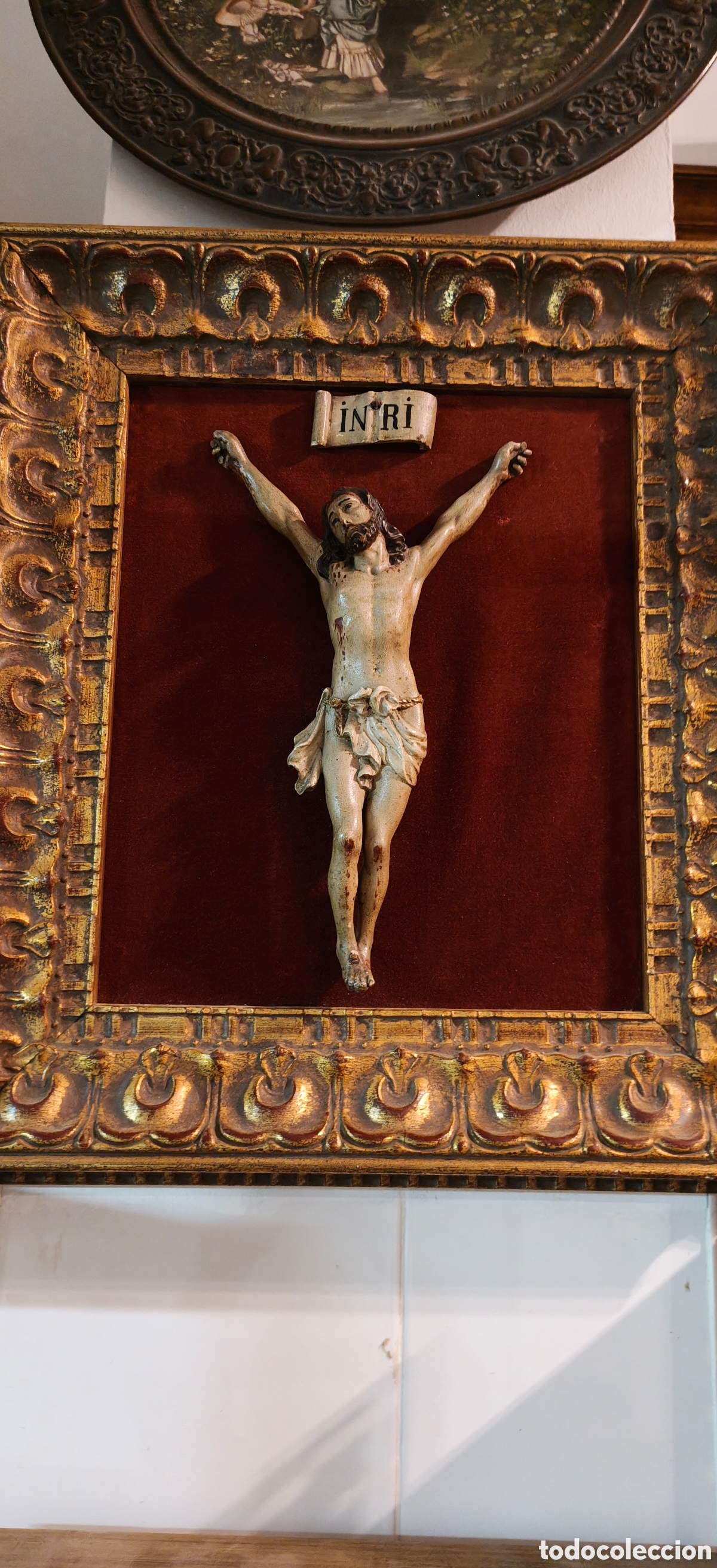 Arte: Antigua Talla Cristo Crucificado, Escuela Espa&ntilde;ola S. XVIII &ndash; (marco posterior)