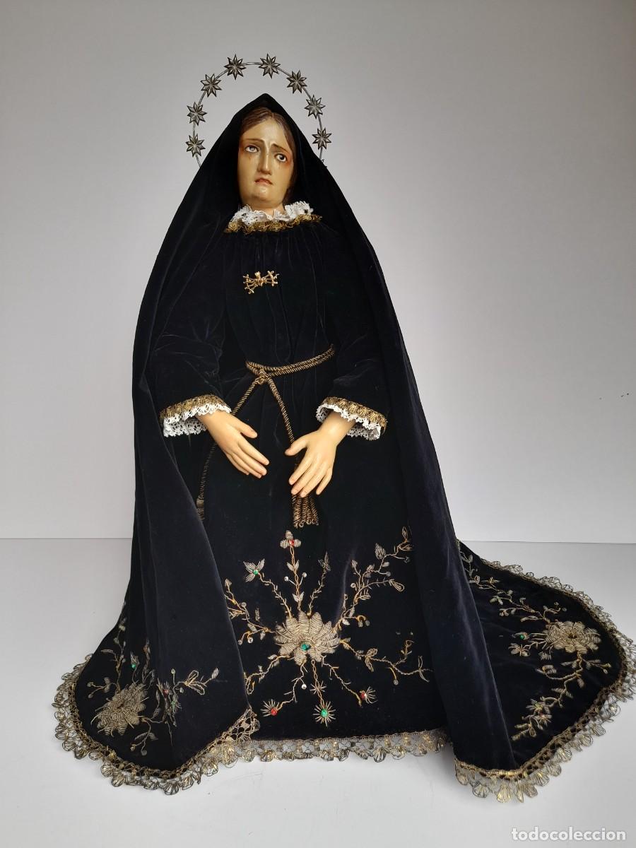 Arte: VIRGEN DE LOS DOLORES TALLA SEDENTE S:XIX: VESTIDA