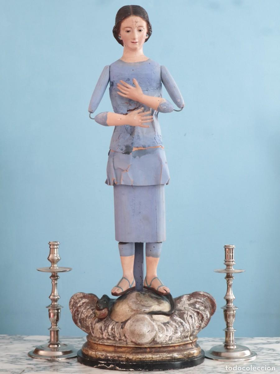 Arte: Virgen Inmaculada. Imagen cap i pota o vestidera en madera policromada. S. XIX. Mide 84 cm de altura