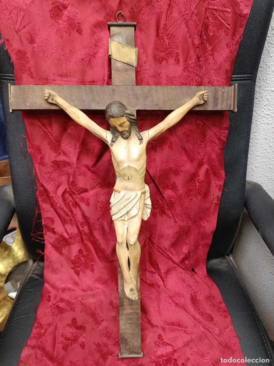 Arte: Precioso Cristo Isabelino, mediados siglo XIX.