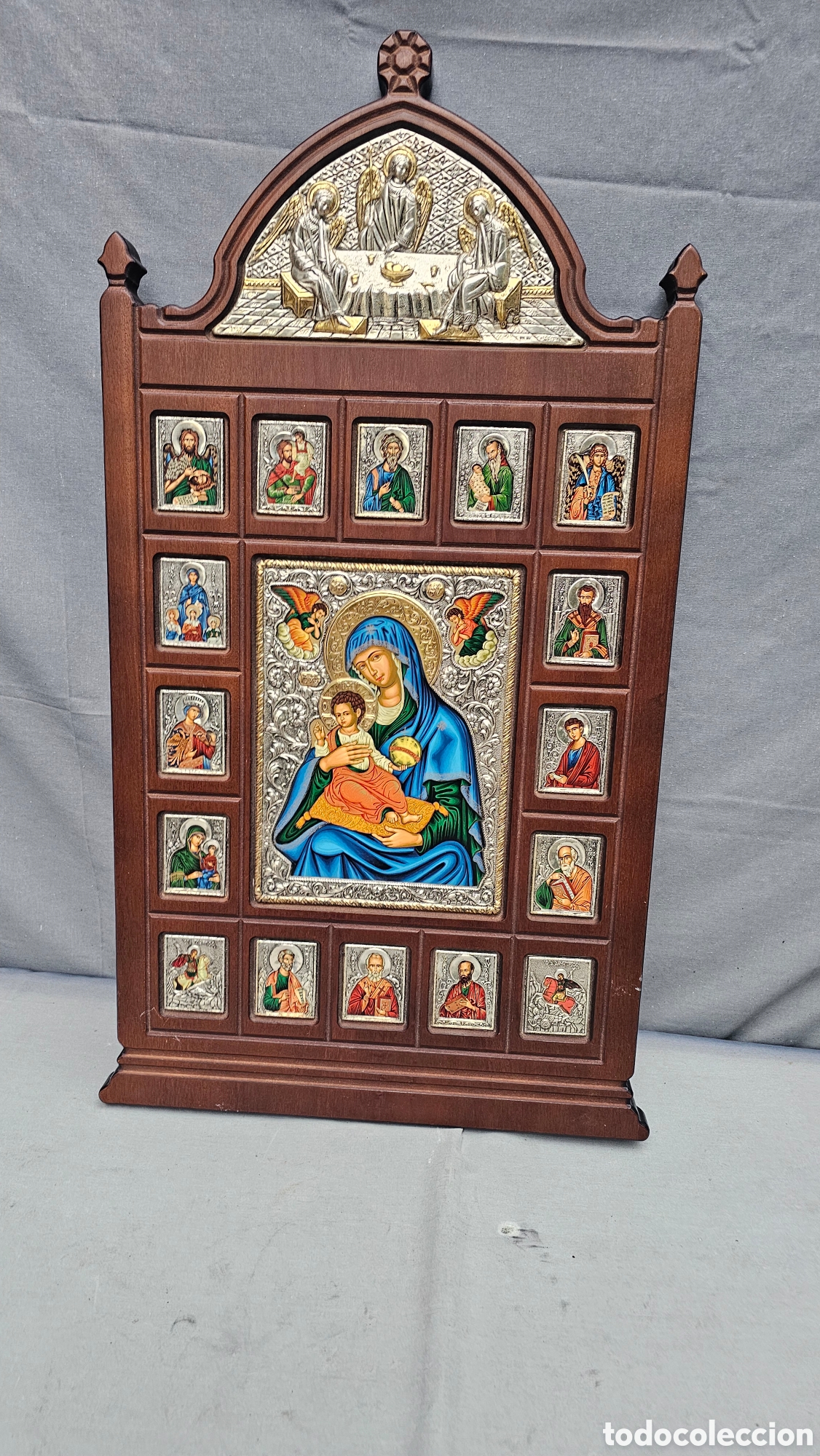 Arte: Retablo de plata de ley contrastada y ba&ntilde;o de oro de iconos bizantinos ortodoxos
