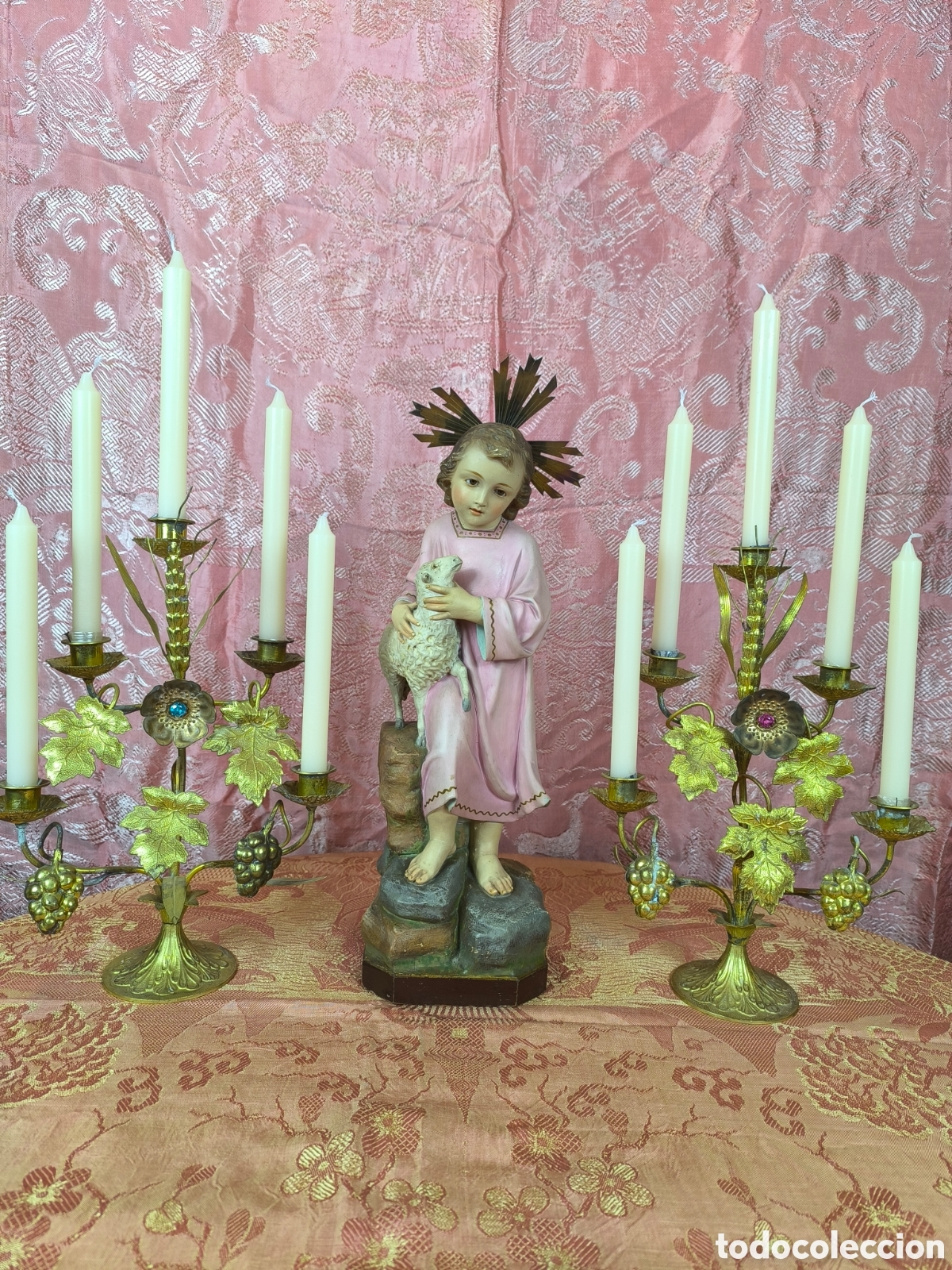 Arte: Ni&ntilde;o Jes&uacute;s Buen Pastor. Olot, 45 CMS. S. XX.