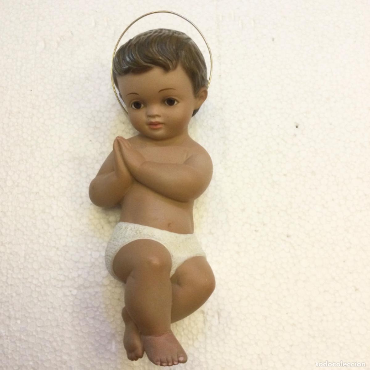 Arte: Ni&ntilde;o Jes&uacute;s. Ojos de cristal. 22 cms.