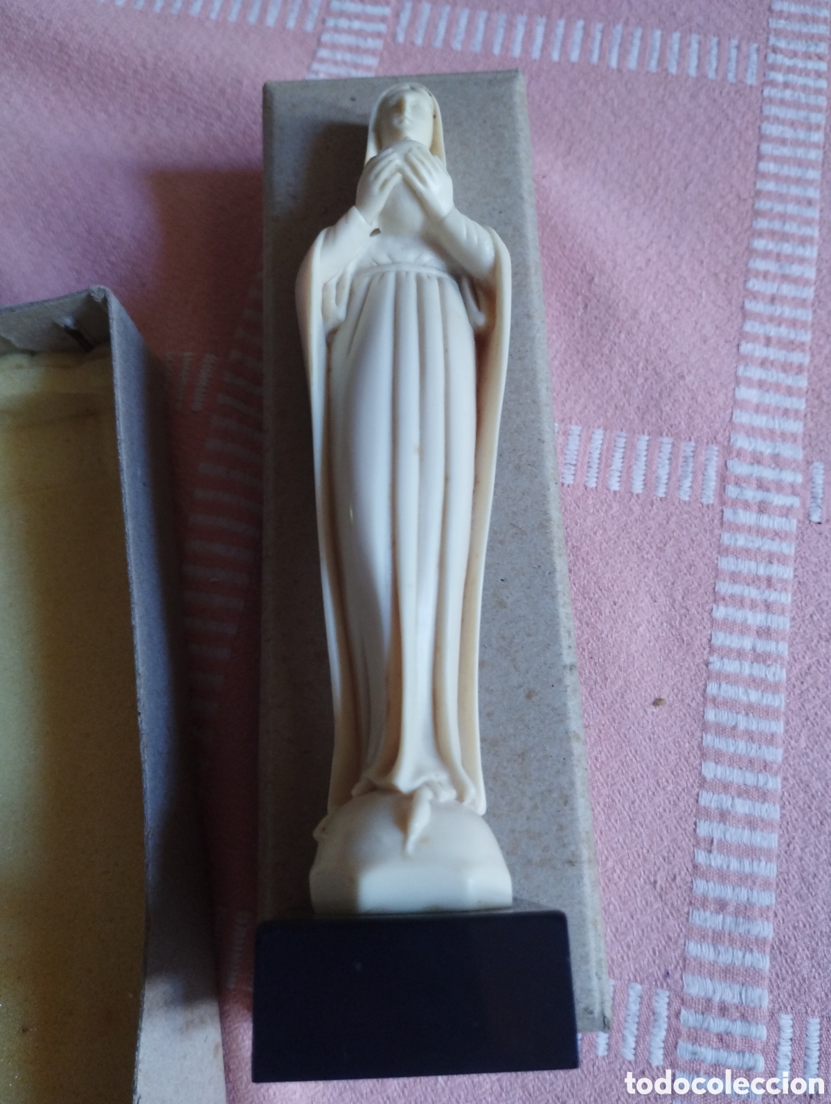 Arte: Antigua imagen de 20cm de la virgen con su caja original