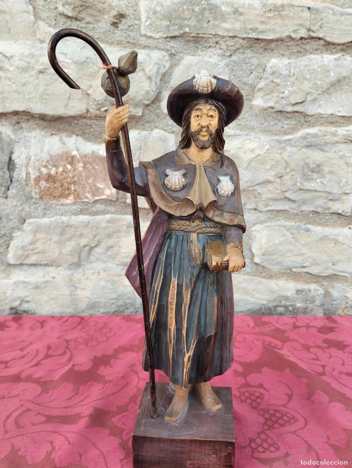 Arte: Antigua figura de madera de talla San Santiago ap&oacute;stol Compostela con bast&oacute;n policromada a&ntilde;os 50-60