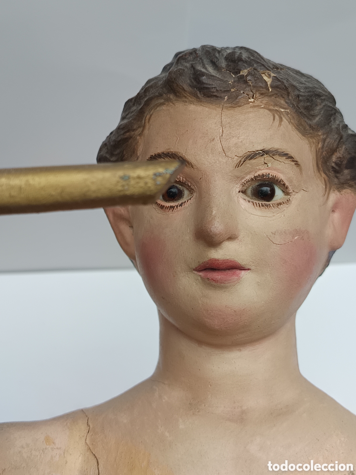 Arte: Ni&ntilde;o Jesus siglo XXI en madera