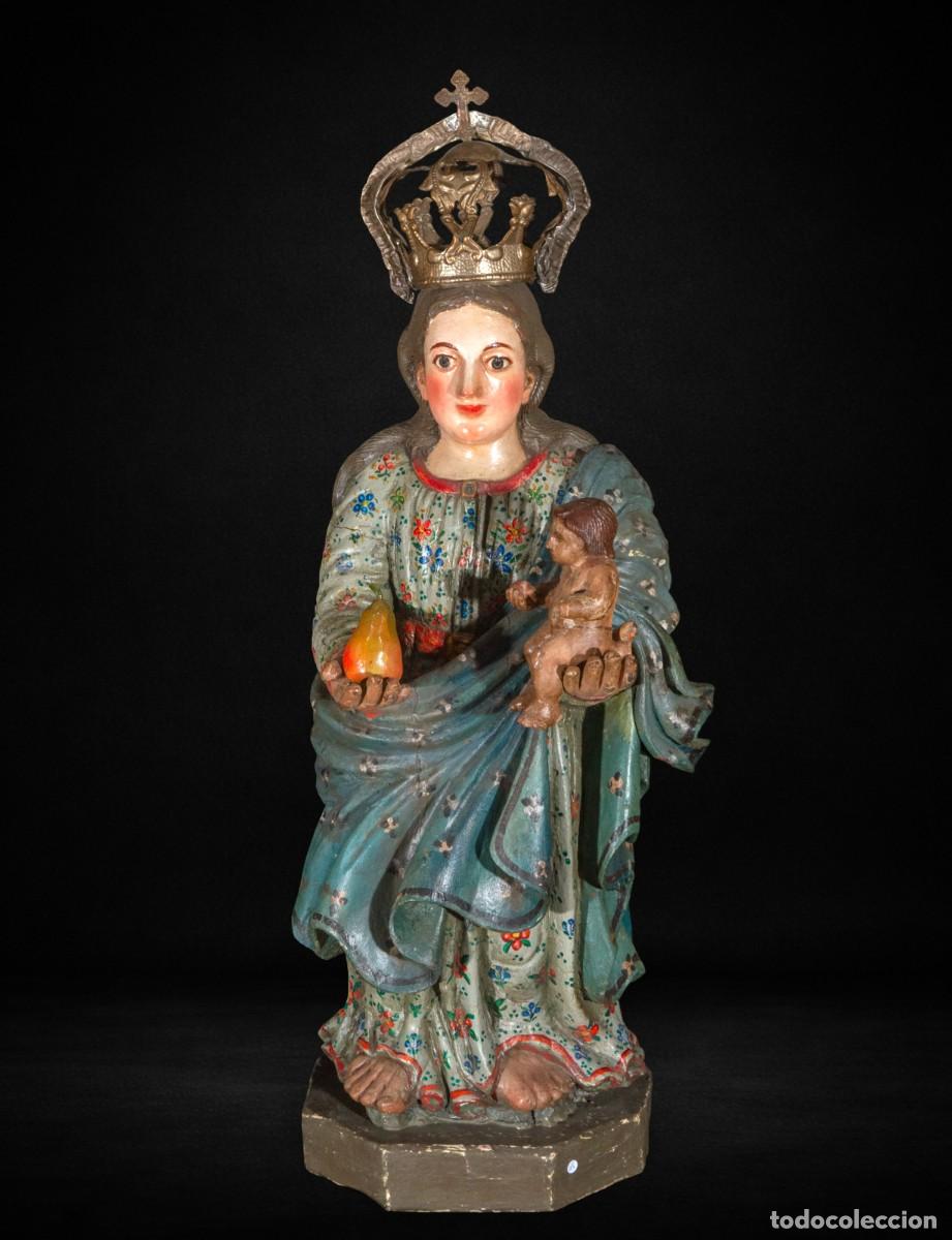 Arte: Virgen de la Pera con Ni&ntilde;o, talla colonial en madera policromada, siglo XVIII