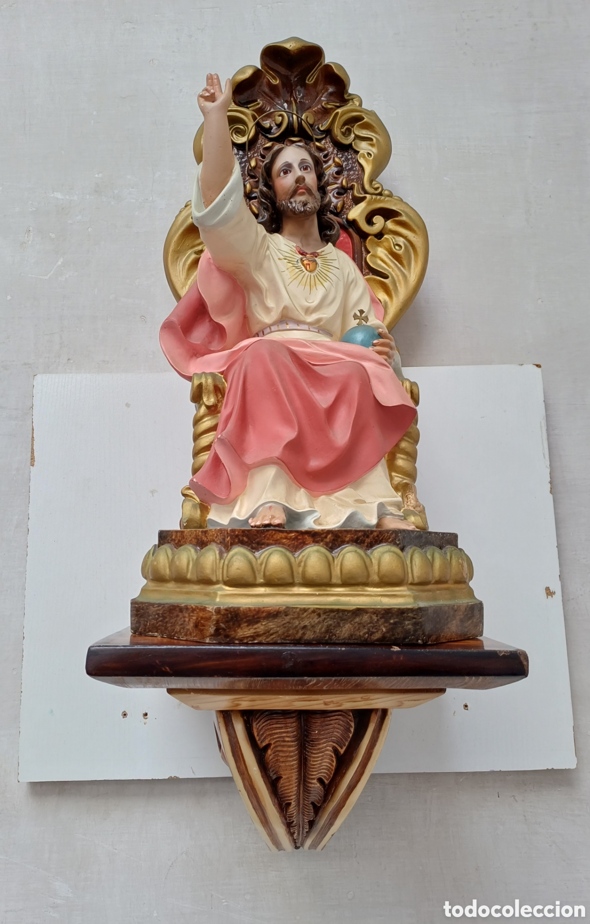 Arte: Sagrado Coraz&oacute;n de Jes&uacute;s con peana